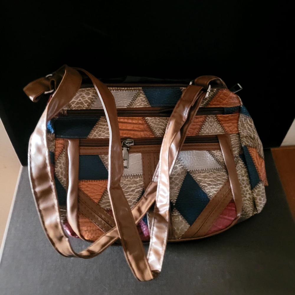 LocalShop24 - Borsa fantasia borbida e capiente